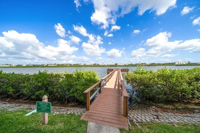 $425,000 | 19725 Gulf Boulevard, Unit 21, Indian Rocks Beach, FL 33785