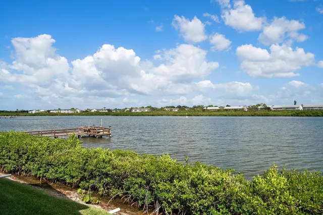 $425,000 | 19725 Gulf Boulevard, Unit 21, Indian Rocks Beach, FL 33785