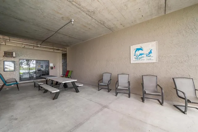 $425,000 | 19725 Gulf Boulevard, Unit 21, Indian Rocks Beach, FL 33785