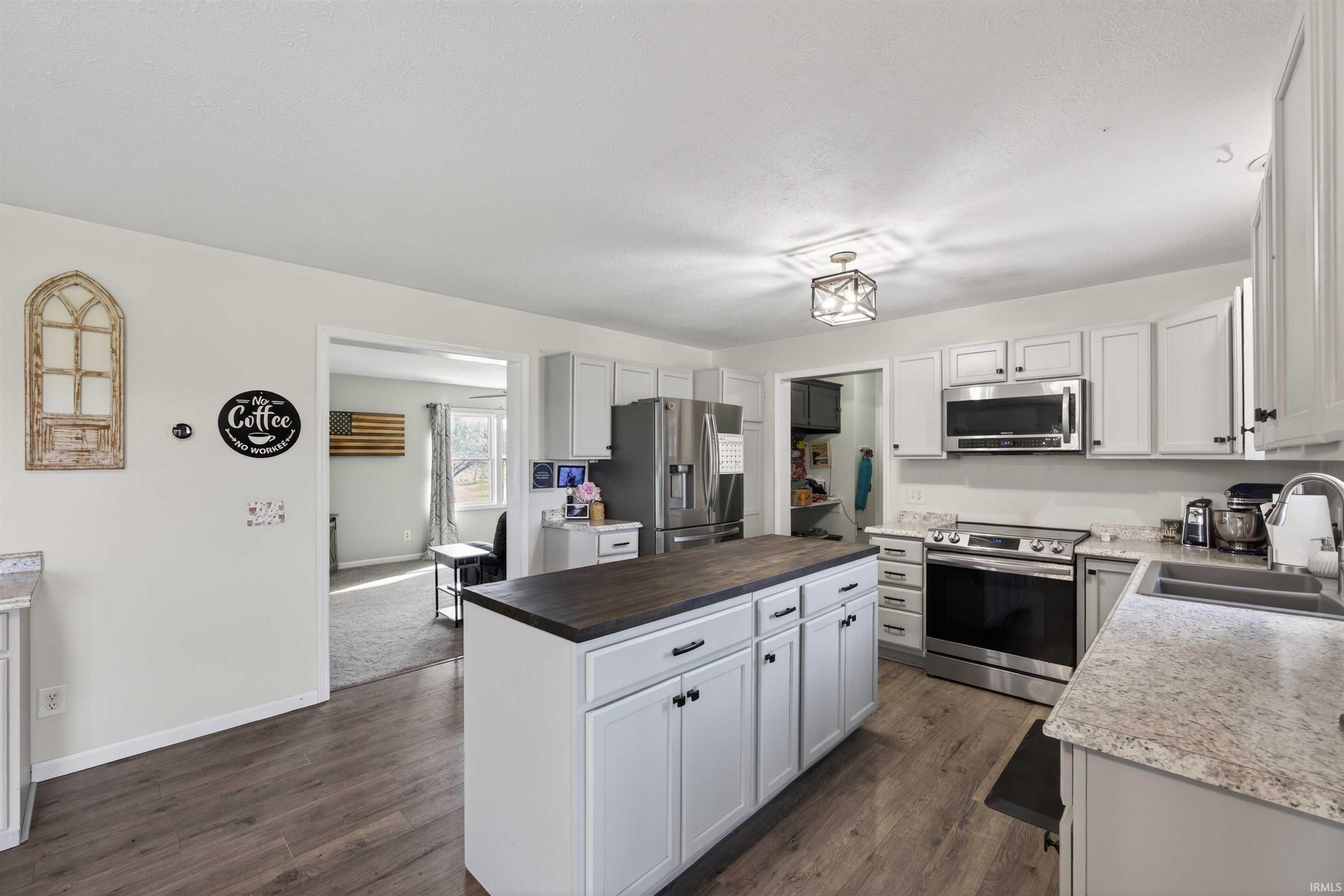 566 Jacobs Road Orleans, IN 47452 - Photo 8 of 36 Gallery Image 8