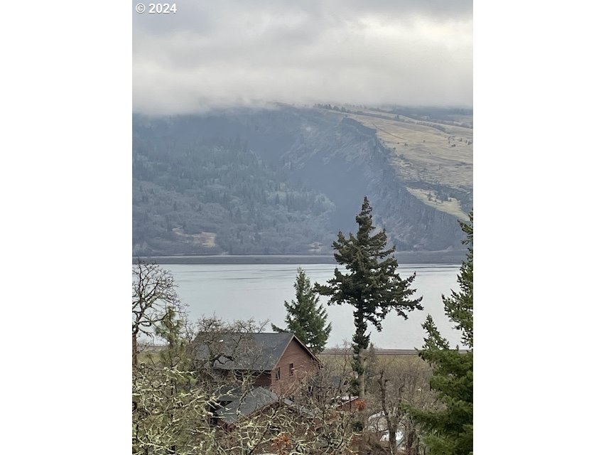 Asher Street, Unit 32 Mosier, OR 97040 - Photo 5 of 17 Gallery Image 5
