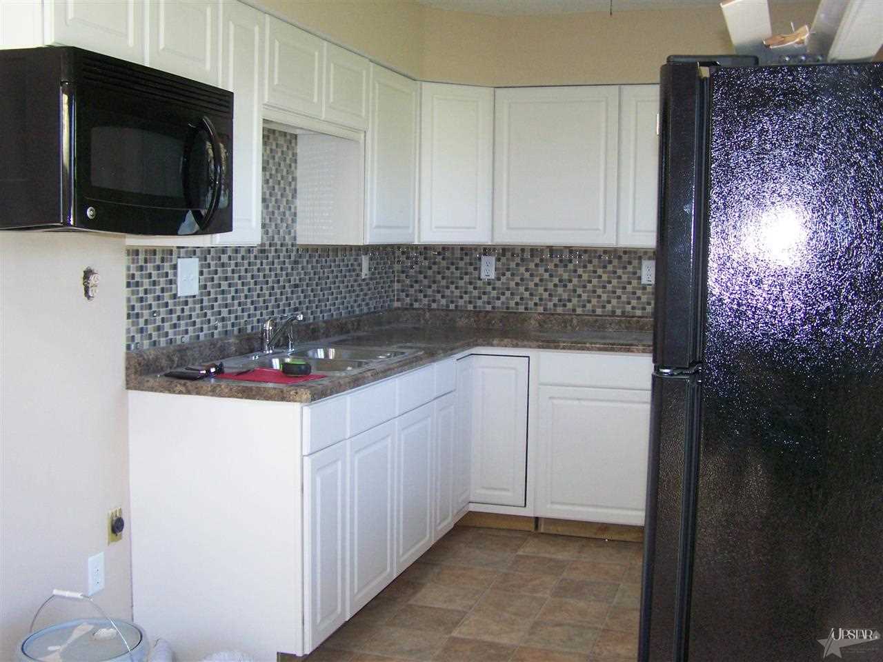 709 Elm Street Decatur, IN 46733 - Photo 2 of 6
