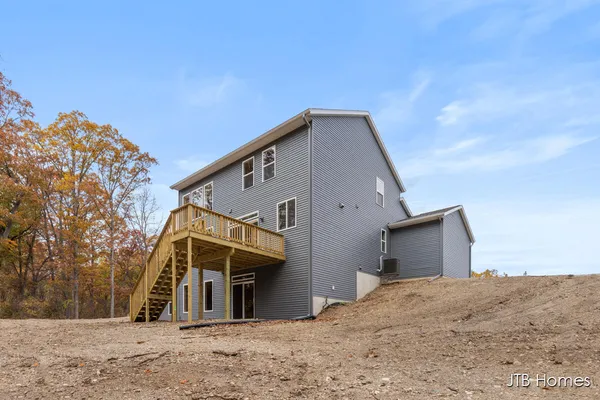 $585,000 | 1465 Kimber Drive, Lowell, MI 49331