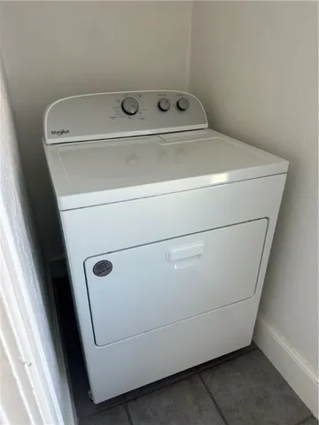 $2,300 | 38 Oak Street, Unit 2, Westerly, RI 02891