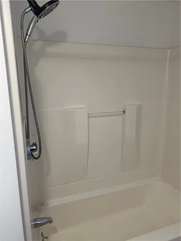 $2,300 | 38 Oak Street, Unit 2, Westerly, RI 02891