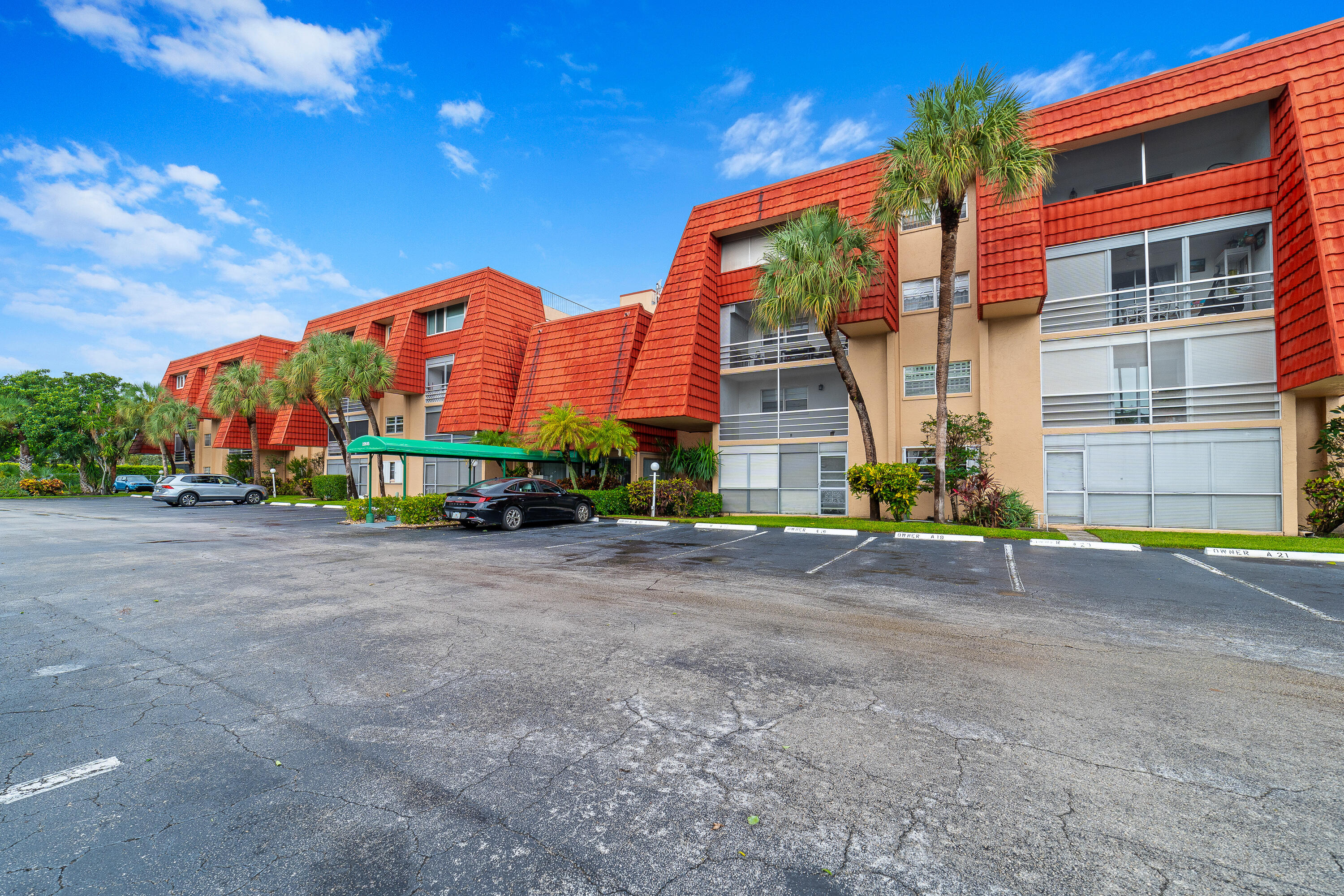 22615 Southwest 66th Avenue, Unit 307 Boca Raton, FL 33428 - Photo 31 of 34 DSC08233