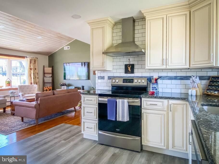 1310 Branch Road Perkasie, PA 18944 - Photo 7 of 32 Gallery Image 7
