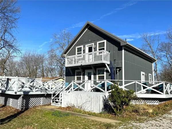 $299,000 | 201 Timber Valley Drive, Linn Valley, KS 66040