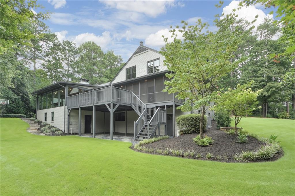 350 Shadowlawn Road Southeast Marietta, GA 30067 - Photo 4 of 60 Gallery Image 4