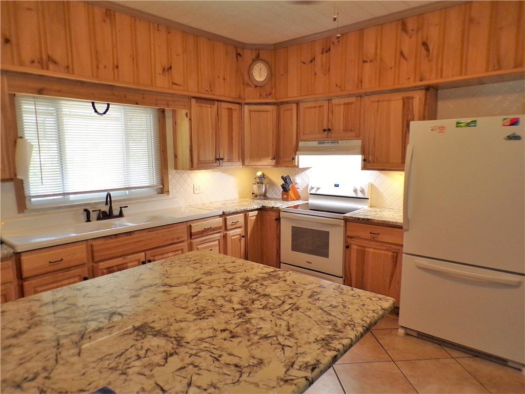 208 Haggerty Road New Galilee, PA 16141 - Photo 5 of 19 Gallery Image 5