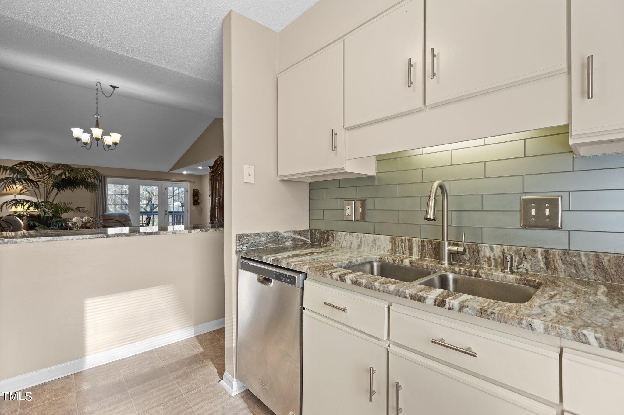 2426 Mapleton Lane Raleigh, NC 27613 - Photo 15 of 30 Kitchen