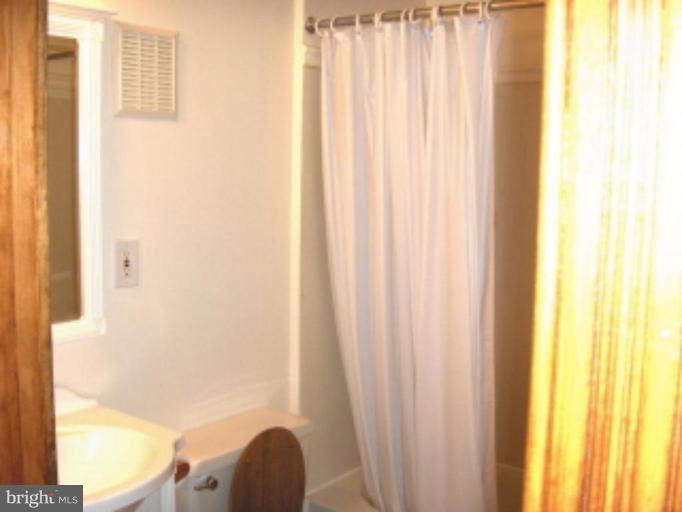 1310 Seling Avenue Rosedale, MD 21237 - Photo 8 of 14 Bath #1