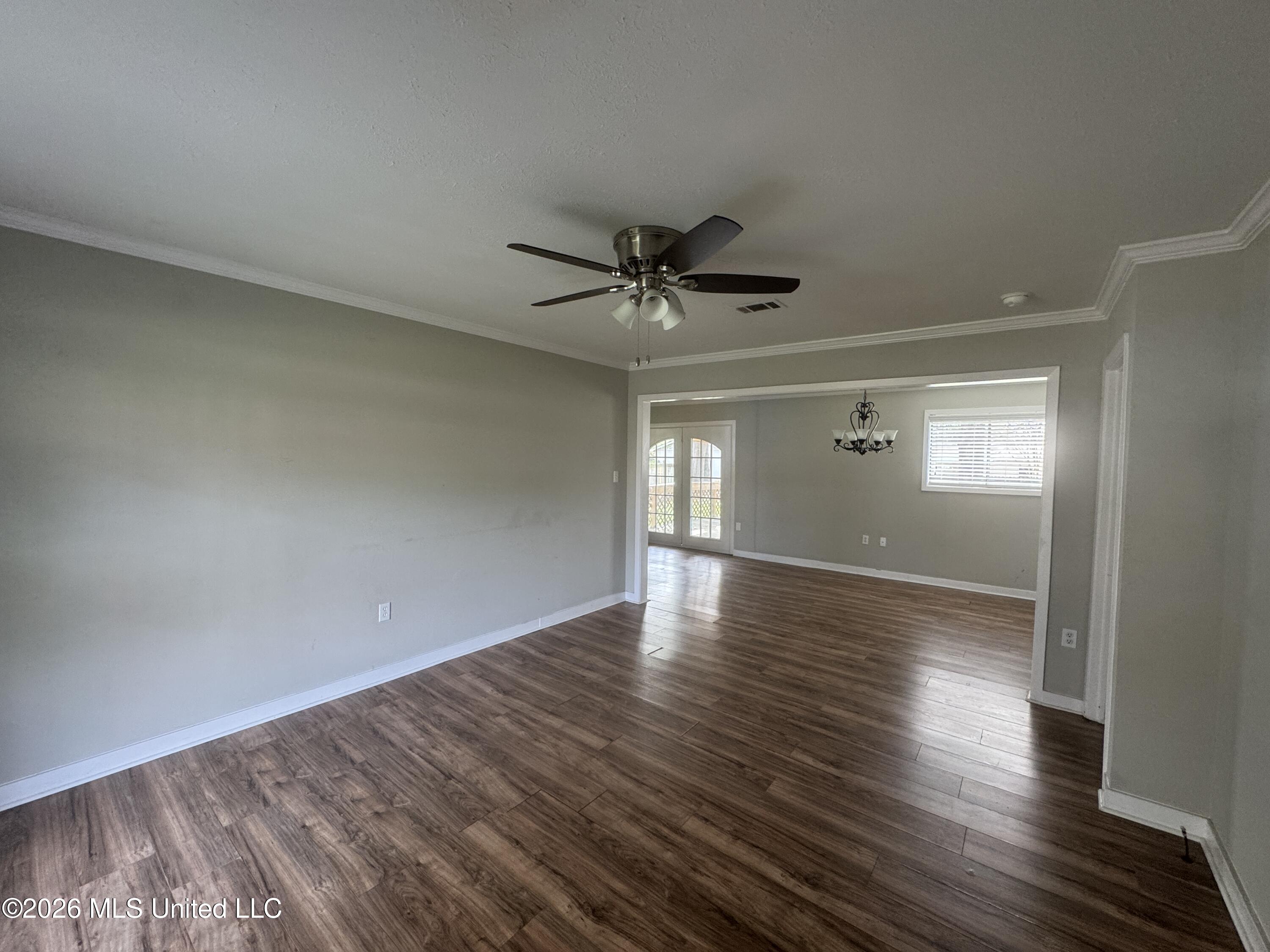 237 Trojan Drive Pearl, MS 39208 - Photo 2 of 27 IMG_1329