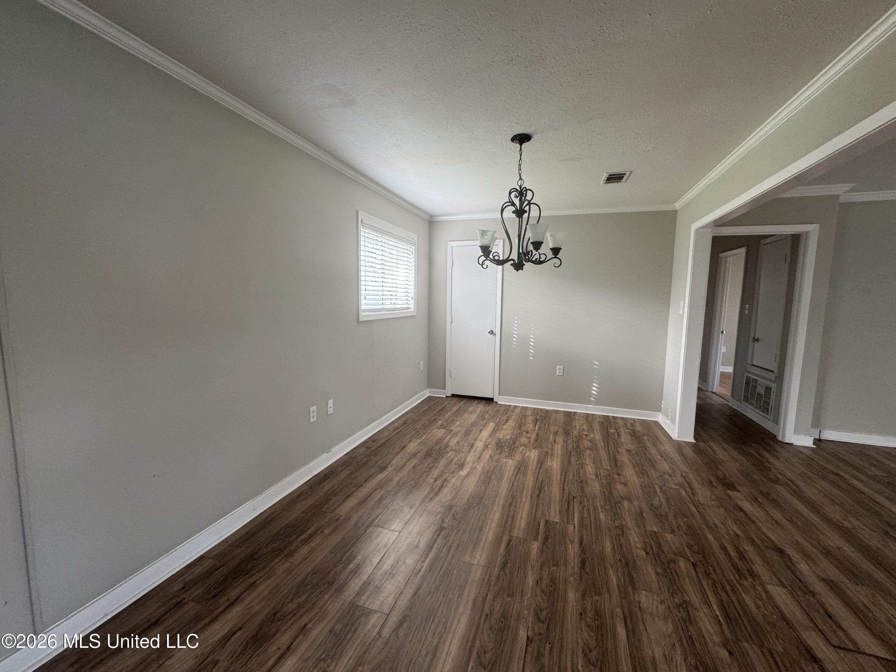 237 Trojan Drive Pearl, MS 39208 - Photo 7 of 27 IMG_1322