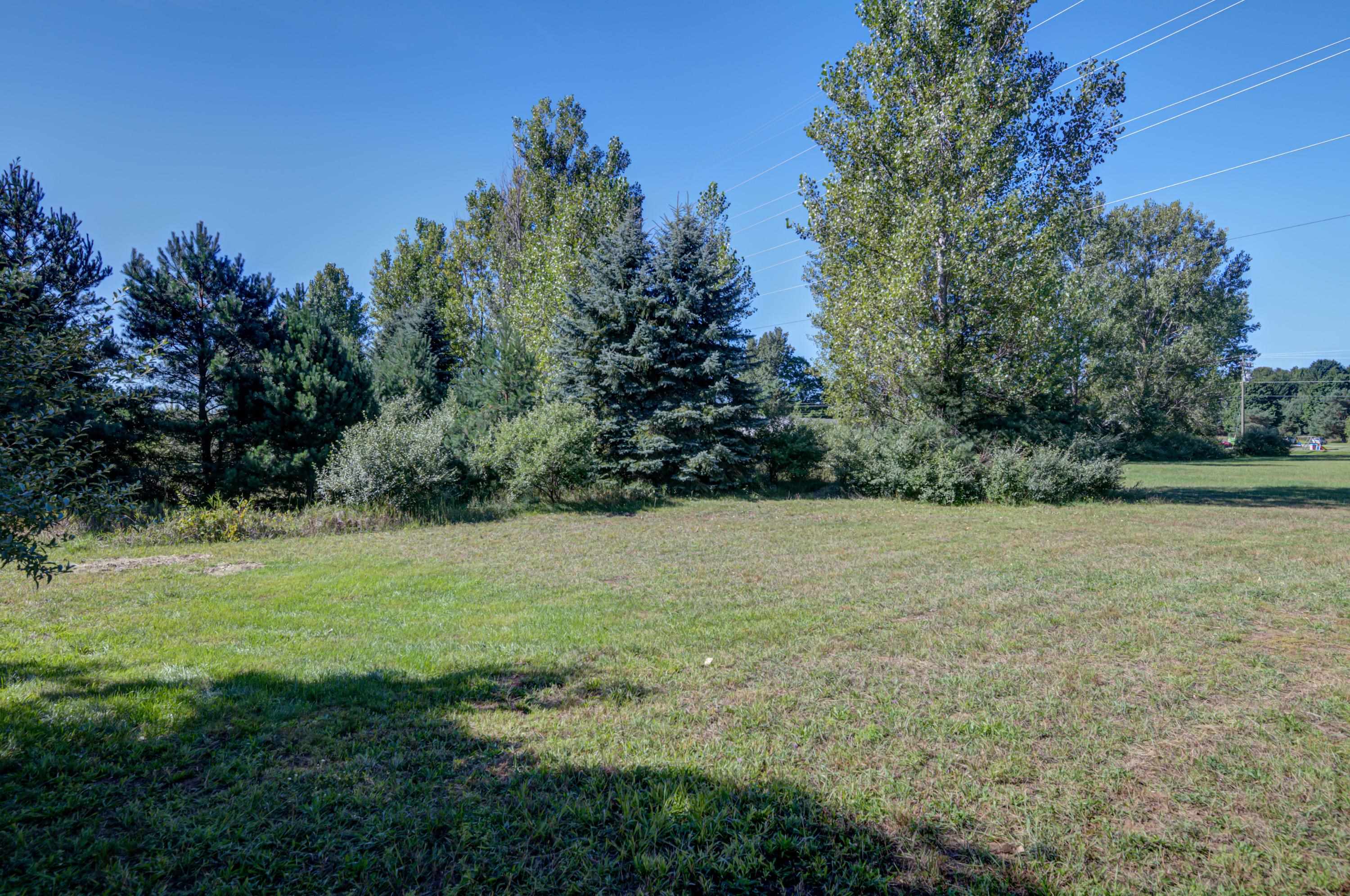 5975 Barney Road Traverse City, MI 49684 - Photo 30 of 34