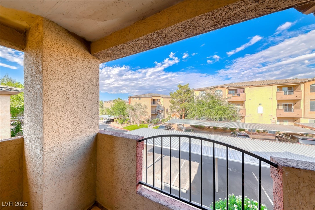 4400 South Jones Boulevard, Unit 2061 Las Vegas, NV 89103 - Photo 12 of 19
