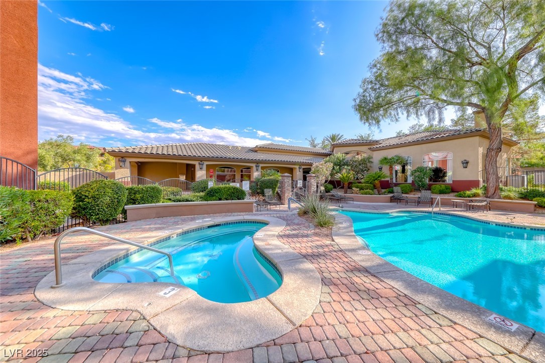 4400 South Jones Boulevard, Unit 2061 Las Vegas, NV 89103 - Photo 16 of 19