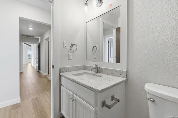 $6,000 | 102 Winchester Drive, Bergheim, TX 78004