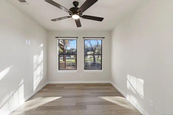 $6,000 | 102 Winchester Drive, Bergheim, TX 78004