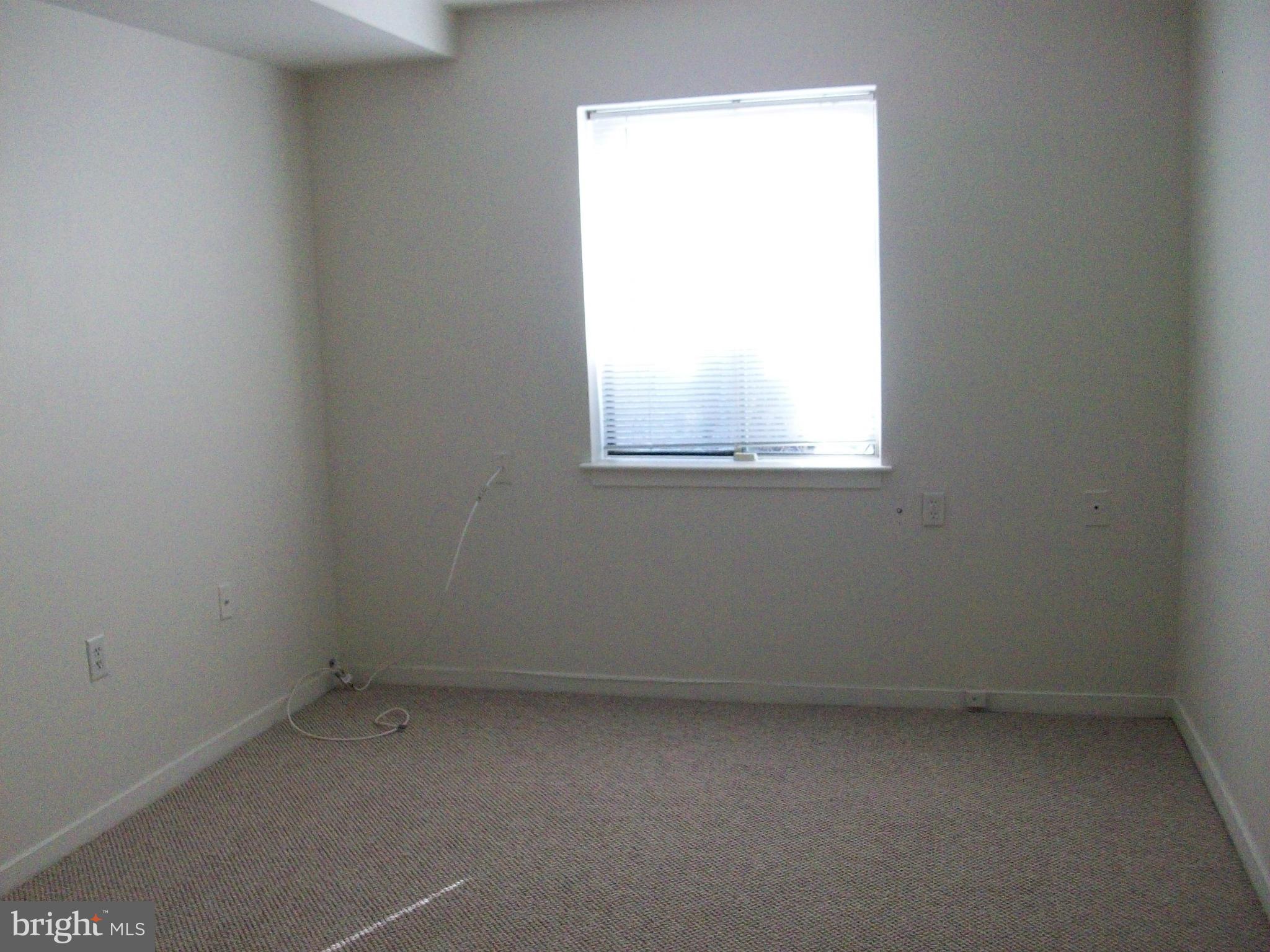 9 Lee Street West, Unit R57 Baltimore, MD 21201 - Photo 14 of 16 Bedroom