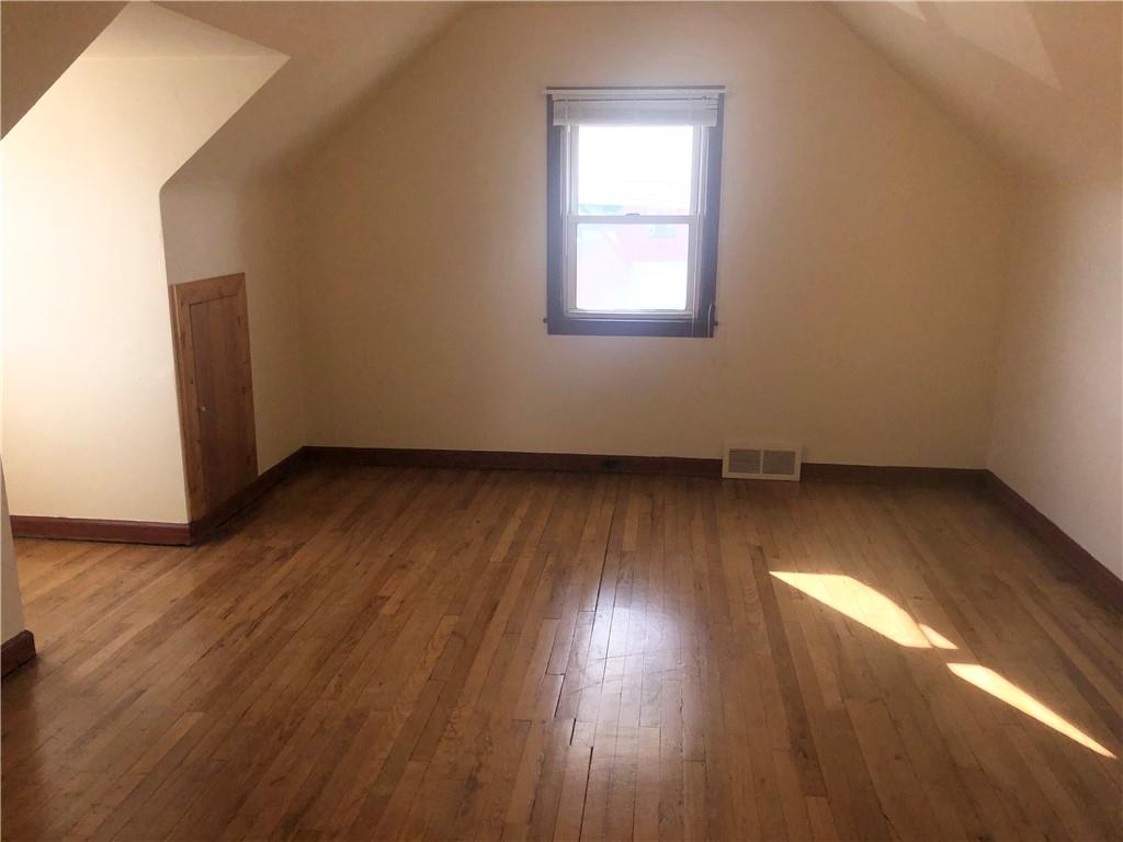 832 Keystone Road Ambridge, PA 15003 - Photo 12 of 25 Gallery Image 12