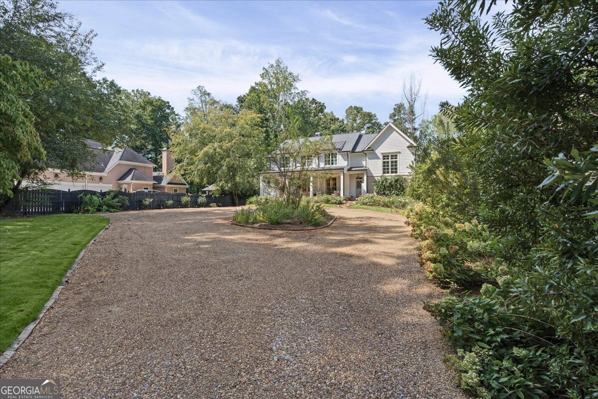 9948 Coleman Road Roswell, GA 30075 - Photo 2 of 49 Gallery Image 2