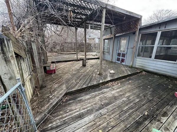 $119,900 | 10600 East 19th Terrace, Independence, MO 64052