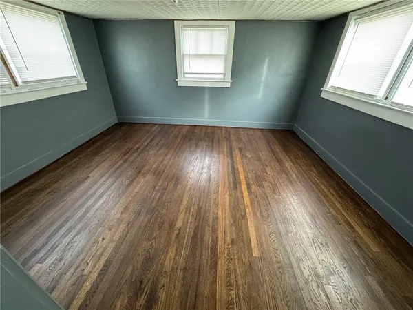 $119,900 | 10600 East 19th Terrace, Independence, MO 64052