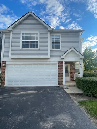 $414,900 | 647 East Whispering Oaks Court, Palatine, IL 60074