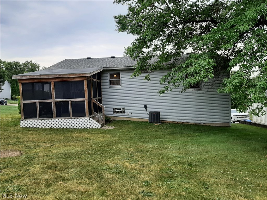35 Ridge Top Circle Doylestown, OH 44230 - Photo 14 of 15 Gallery Image 14