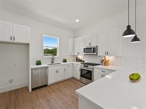 4808 Cochran Street Houston, TX 77009 - Photo 7 of 17 itchen with bright, spacious breakfast bar