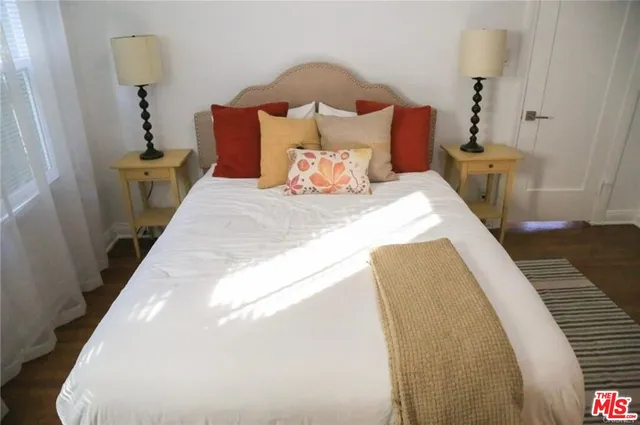 $7,000 | 601 South Sweetzer Avenue, Los Angeles, CA 90048