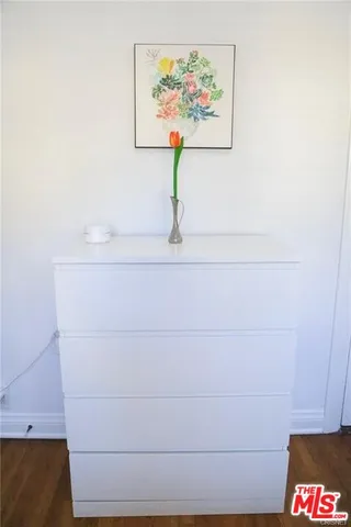 $7,000 | 601 South Sweetzer Avenue, Los Angeles, CA 90048