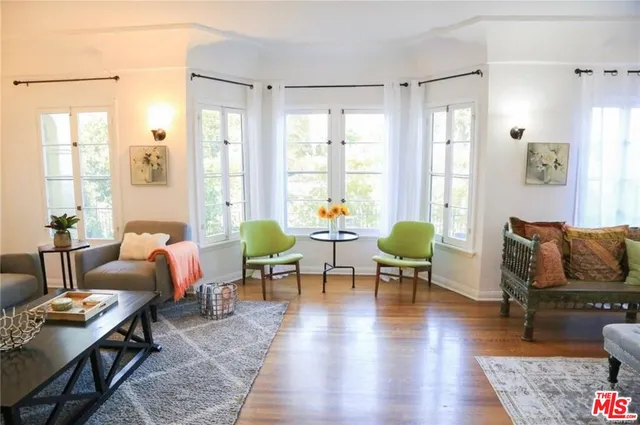 $7,000 | 601 South Sweetzer Avenue, Los Angeles, CA 90048