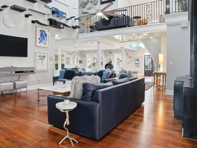 $1,275,000 | 121 Berkshire Drive, Charleston, SC 29492