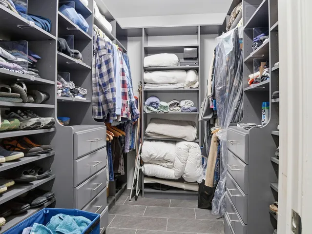 $1,275,000 | 121 Berkshire Drive, Charleston, SC 29492