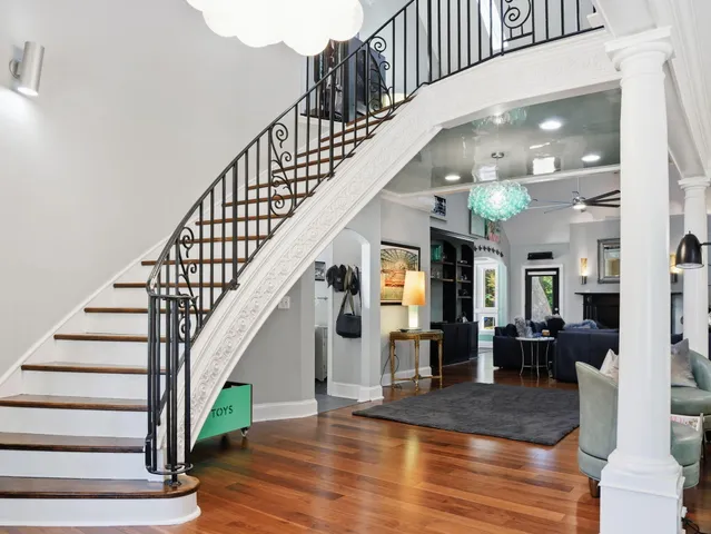 $1,275,000 | 121 Berkshire Drive, Charleston, SC 29492