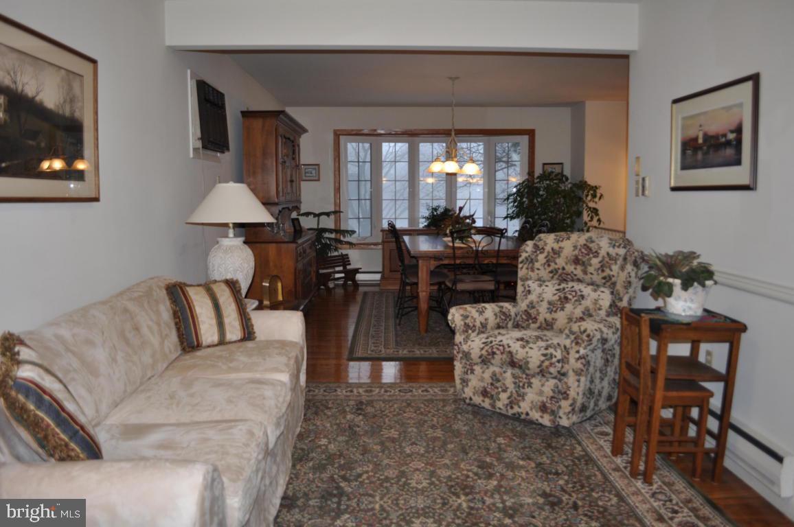 1140 Devonshire Road Lancaster, PA 17601 - Photo 9 of 32 Gallery Image 9
