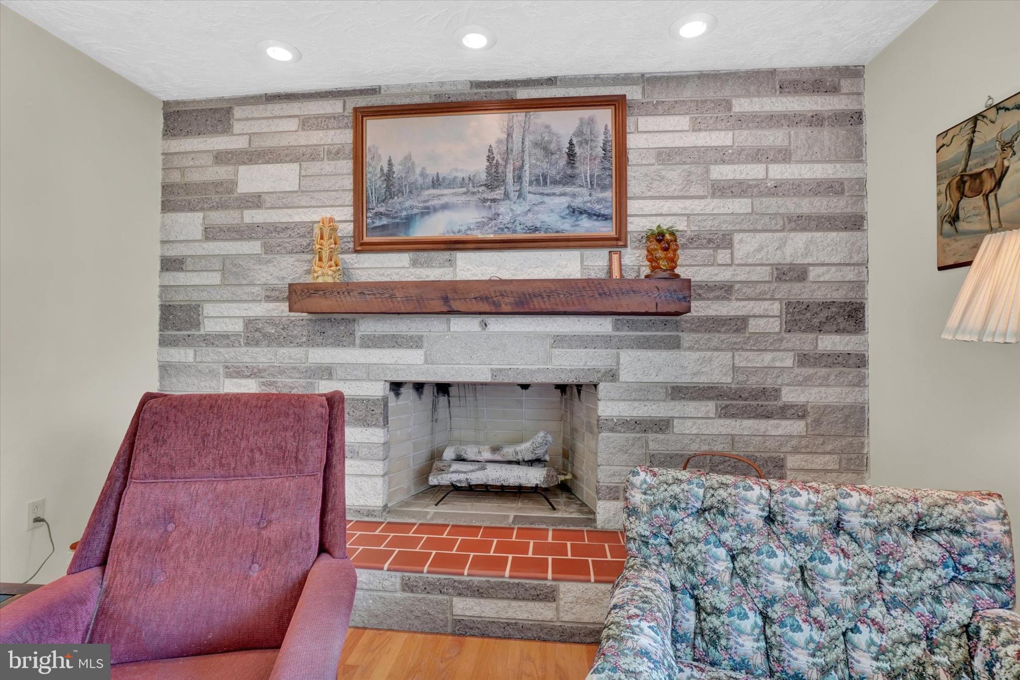 4540 North Biesecker Road Dover, PA 17315 - Photo 6 of 28