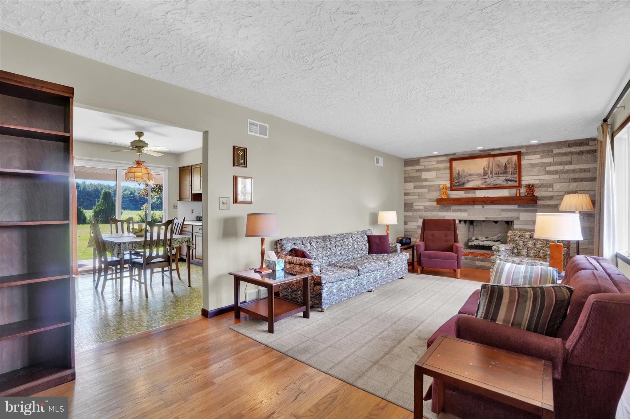 4540 North Biesecker Road Dover, PA 17315 - Photo 7 of 28