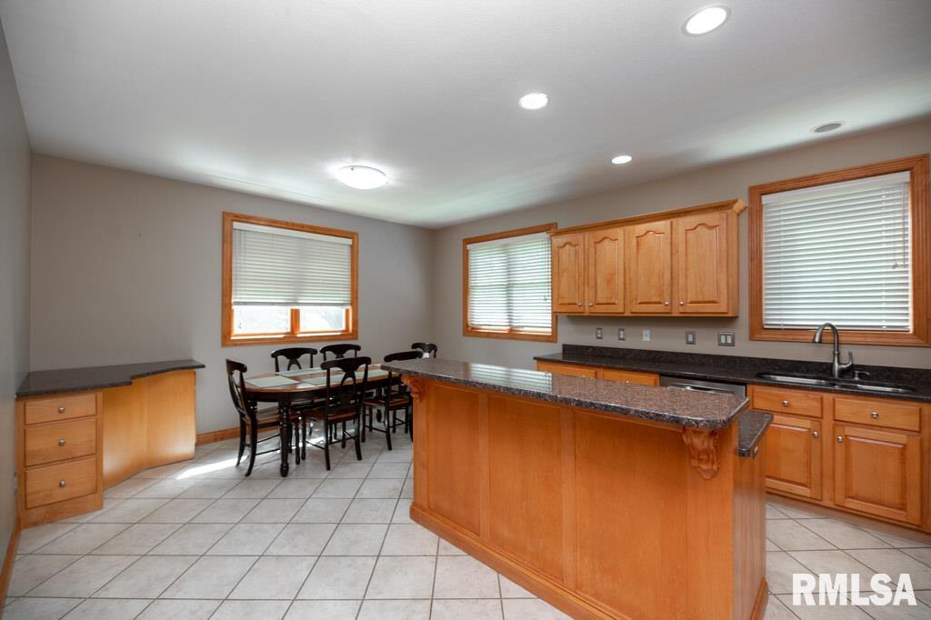 6918 West Saddlebrook Drive Mapleton, IL 61547 - Photo 14 of 71
