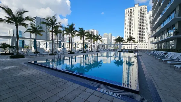 $2,900 | 1111 Southwest 1st Avenue, Unit 2124N, Miami, FL 33130