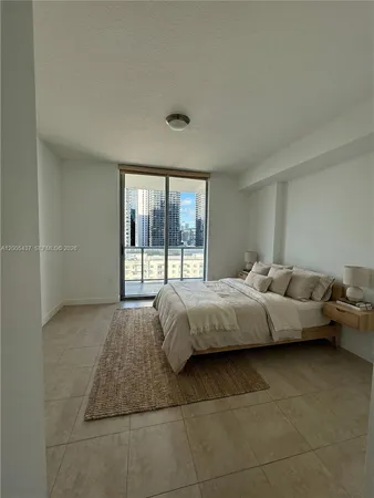 $2,900 | 1111 Southwest 1st Avenue, Unit 2124N, Miami, FL 33130