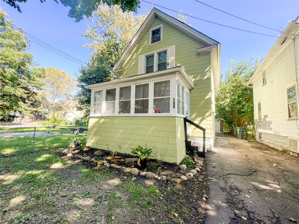 108 Delmar Street Rochester, NY 14606 - Photo 1 of 1