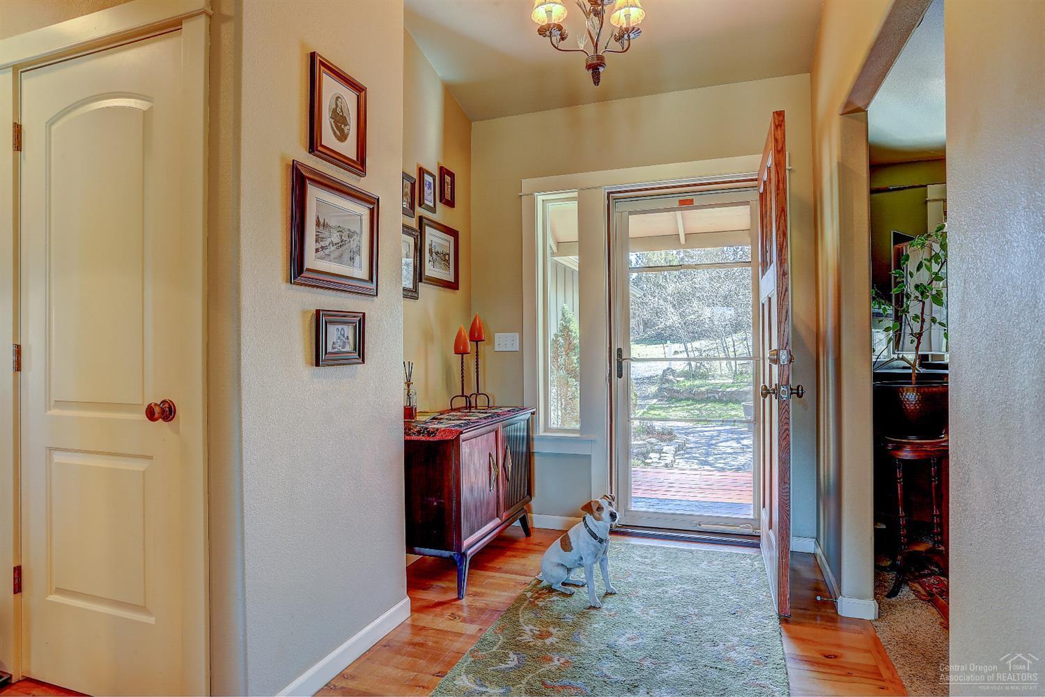 62515 Waugh Road Bend, OR 97701 - Photo 16 of 25 Gallery Image 16