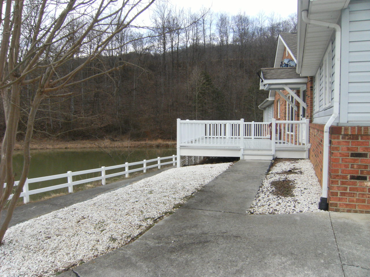 6111 Mt Chestnut Road Roanoke, VA 24018 - Photo 16 of 21 6111 Mt