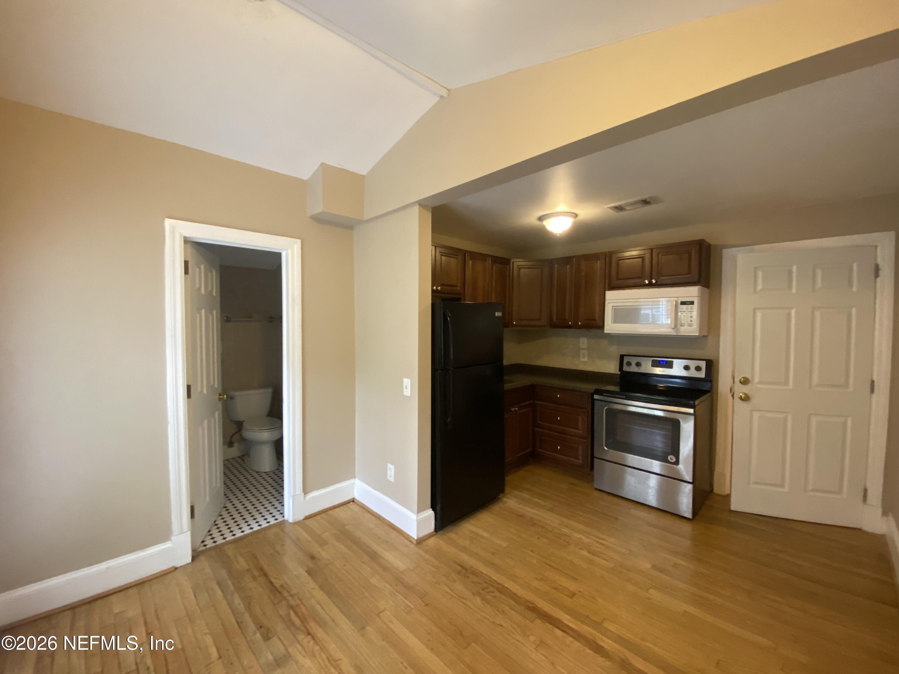 2908 Post Street, Unit 6 Jacksonville, FL 32205 - Photo 2 of 8 IMG_2069