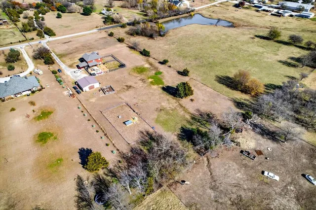 $689,900 | 7675 Michael Road, Sanger, TX 76266