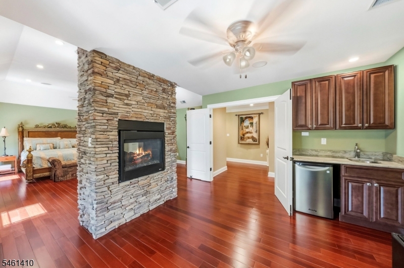 429 Oak Ridge Road Clark, NJ 07066 - Photo 15 of 30 Gallery Image 15