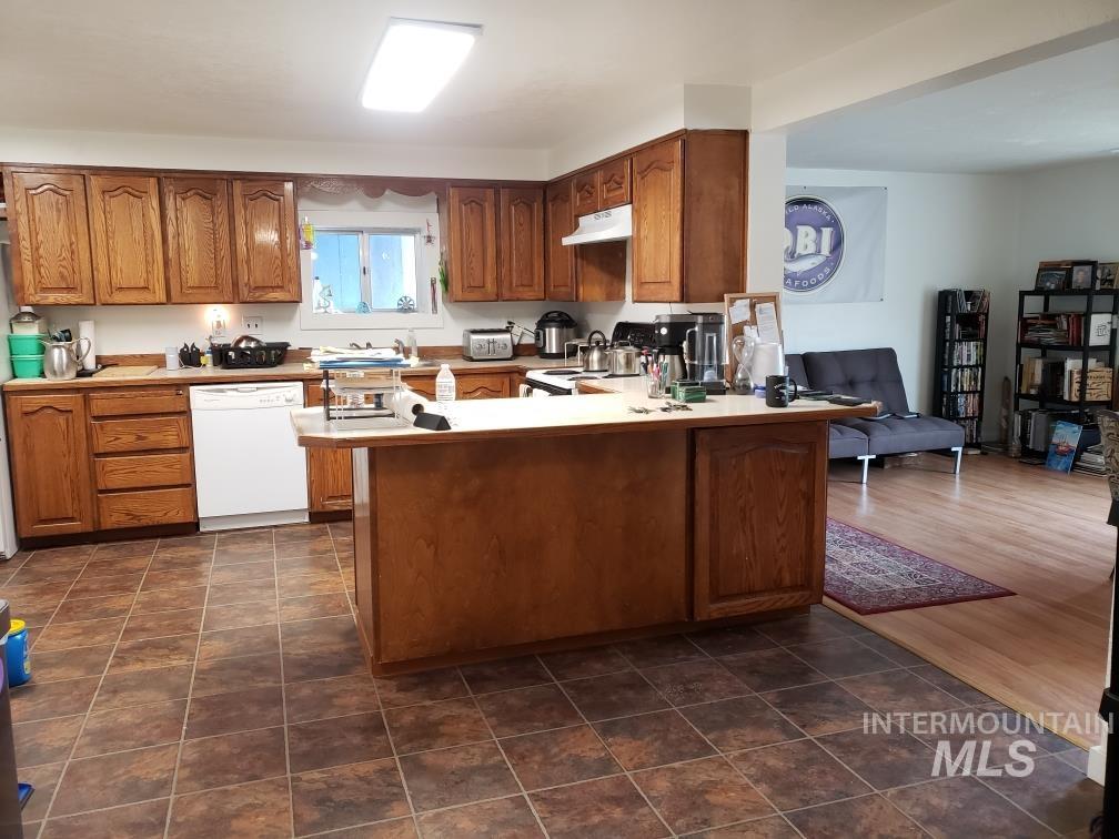 205 Adams Street West Huntington, OR 97907 - Photo 3 of 41